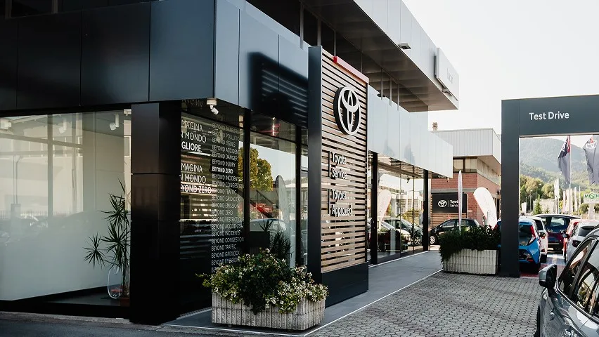 Sede Lucar Toyota di Guamo, Lucca