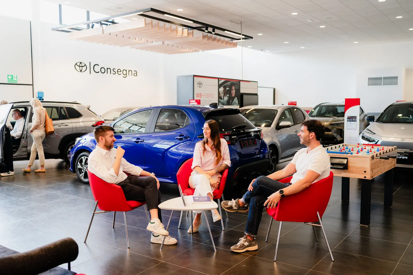 Dimostrazione del servizio Toyota relax plus offerto da Lucar